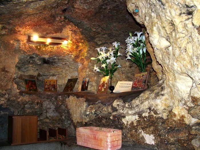 Пещера, бывшая частью дома Иоакима и Анны